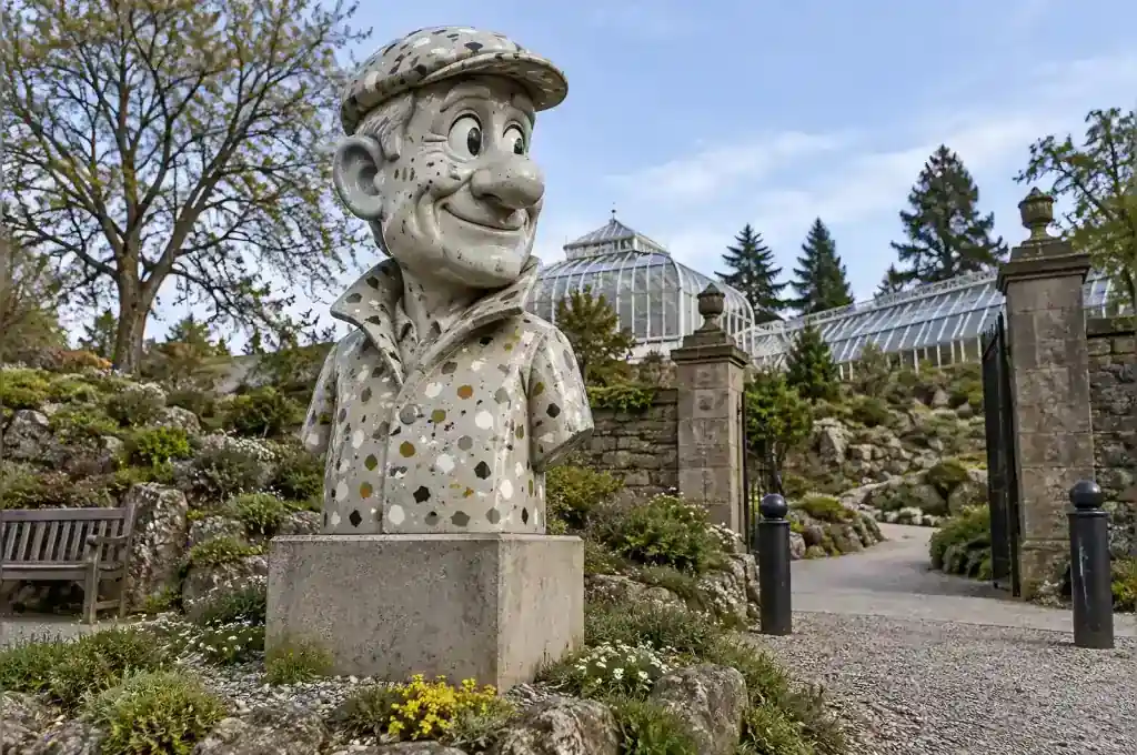 Terrazzo pattern cartoon bust of a head gardener in a botanical garden in Edinburgh